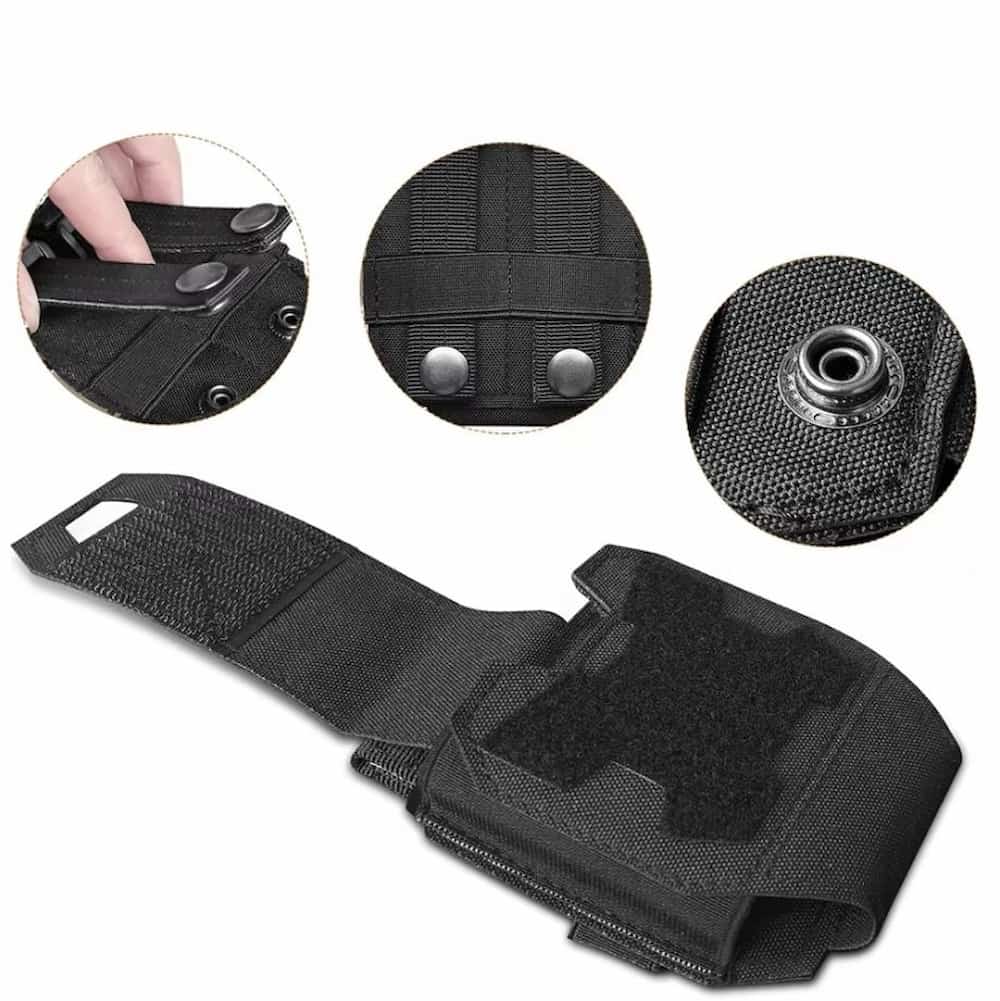 Porte menottes noir molle